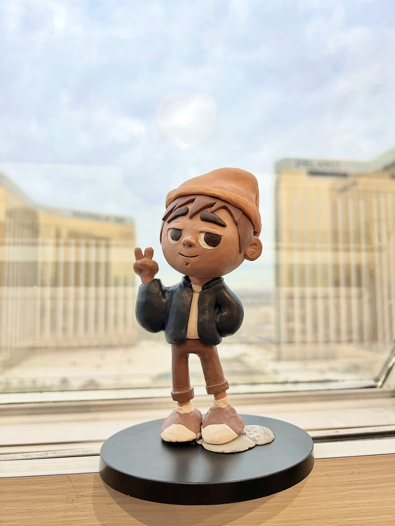 Milo sculpture - mini figure